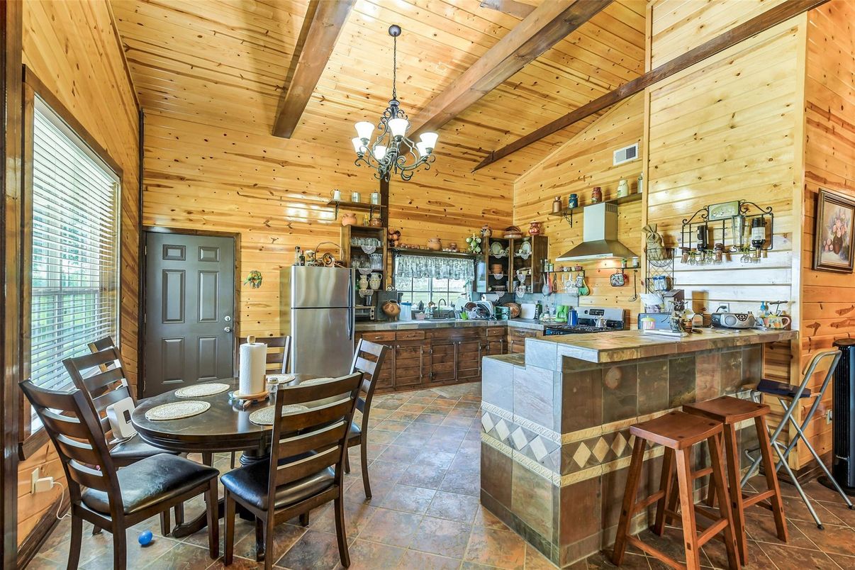Chandelier, Dining room, Interior, Kitchen, Pendant Lights, Wooden Beams, Wooden Ceilings, Wooden Walls