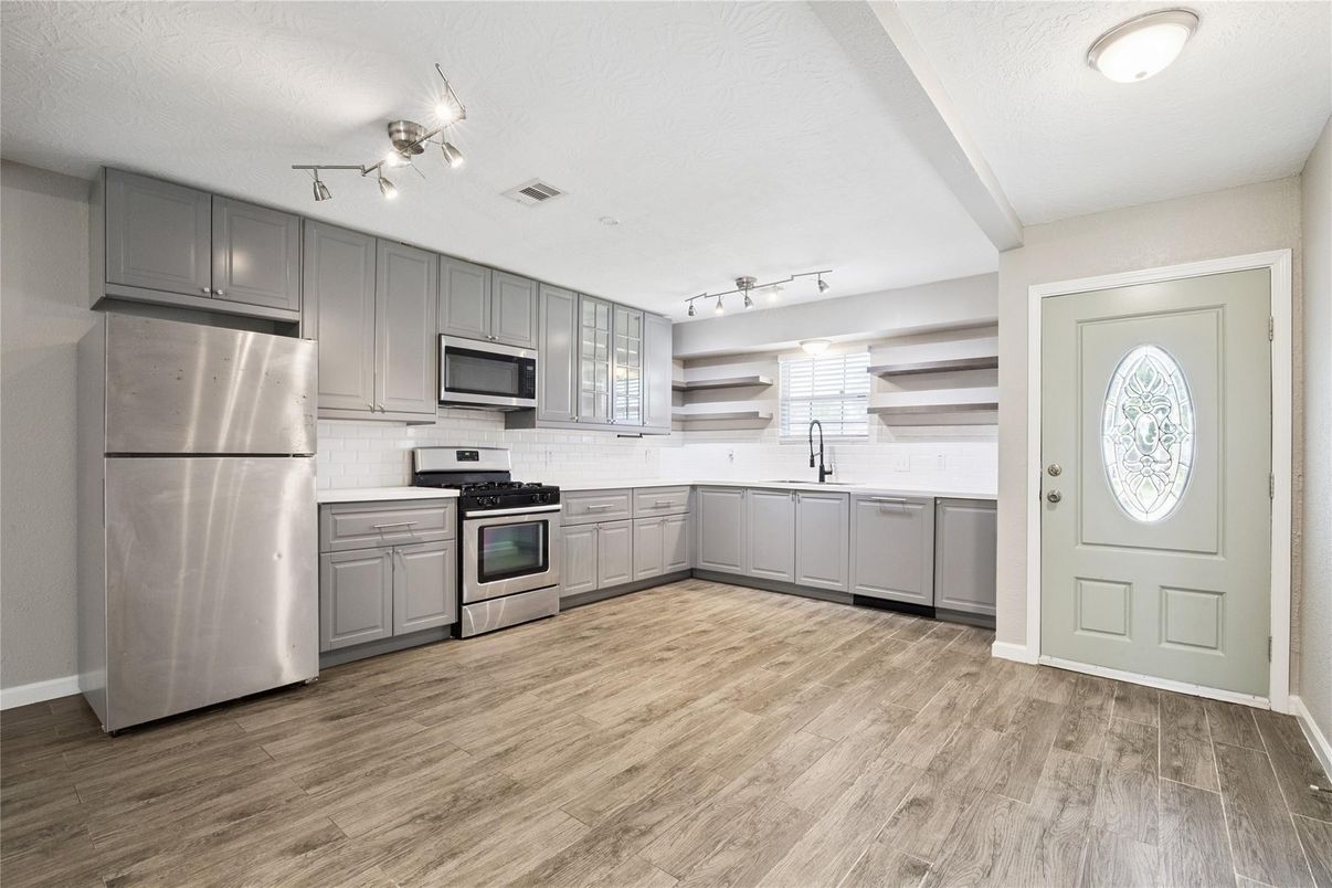 Interior, Kitchen, Stainless Steel Appliances, Wood Texture Flooring