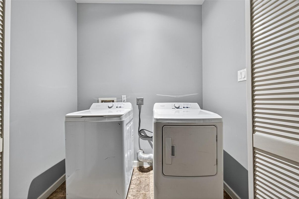 Interior, Utility Closets, Washer