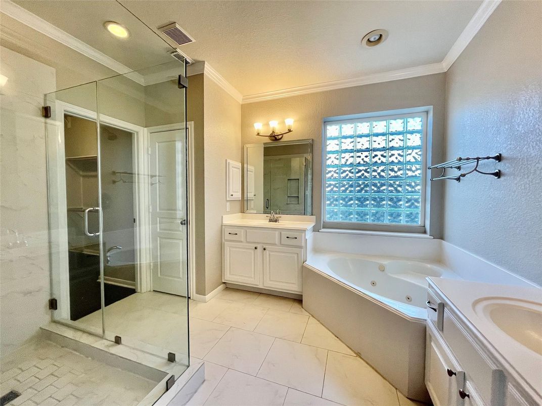 Bathroom, Dual Sink Vanities, Glass Shower, Interior, Recessed Lighting