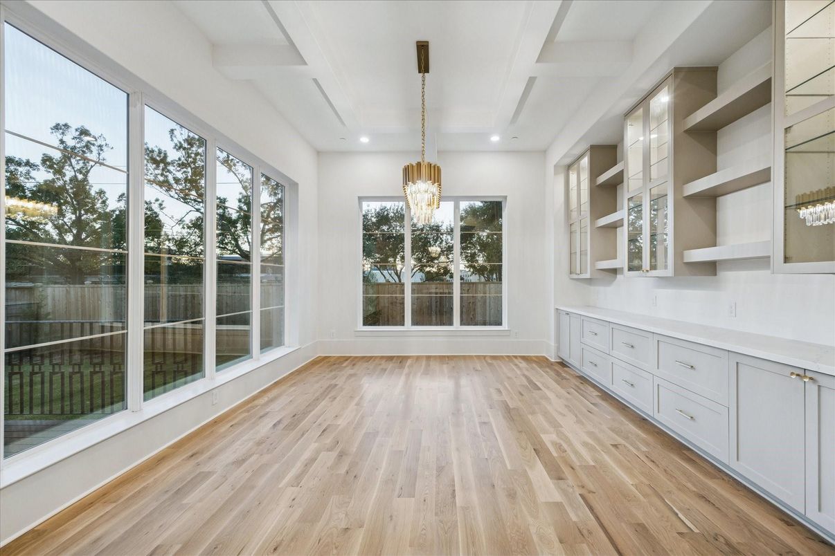 Empty room, Interior, Pendant Lights, Recessed Lighting, Wood Texture Flooring