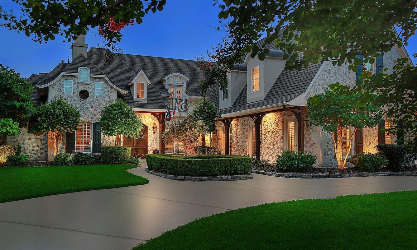 Exterior, Facade, Brick Facade, French Provincial