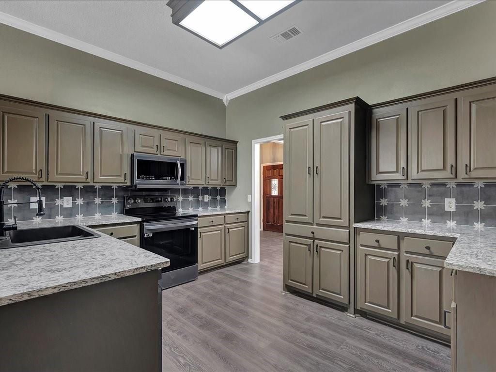Interior, Kitchen, Wood Texture Flooring