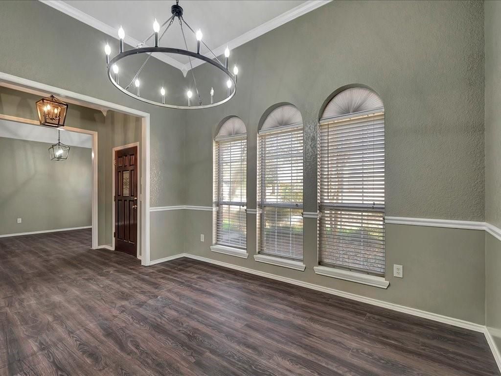 Chandelier, Empty room, Interior, Pendant Lights, Wood Texture Flooring