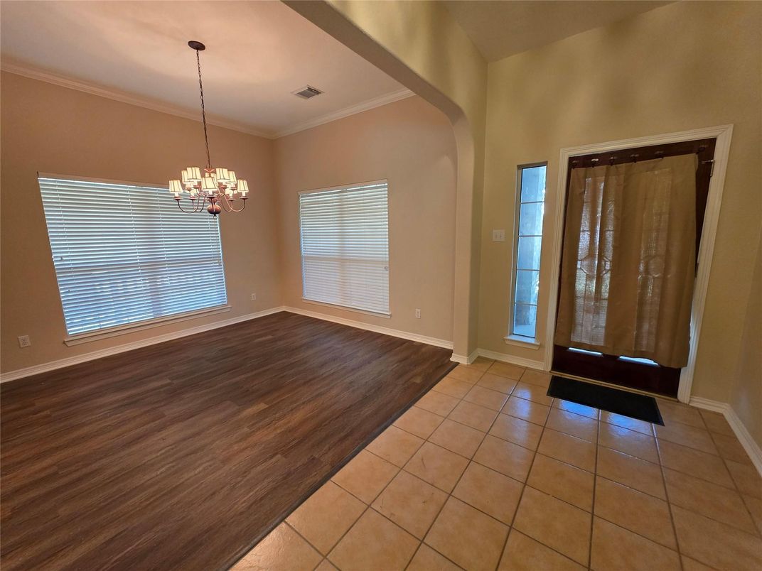 Chandelier, Empty room, Interior, Wood Texture Flooring