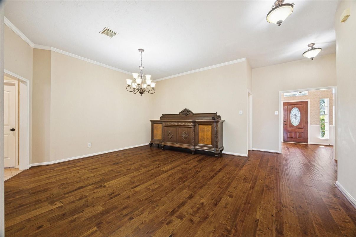 Chandelier, Interior, Wood Texture Flooring