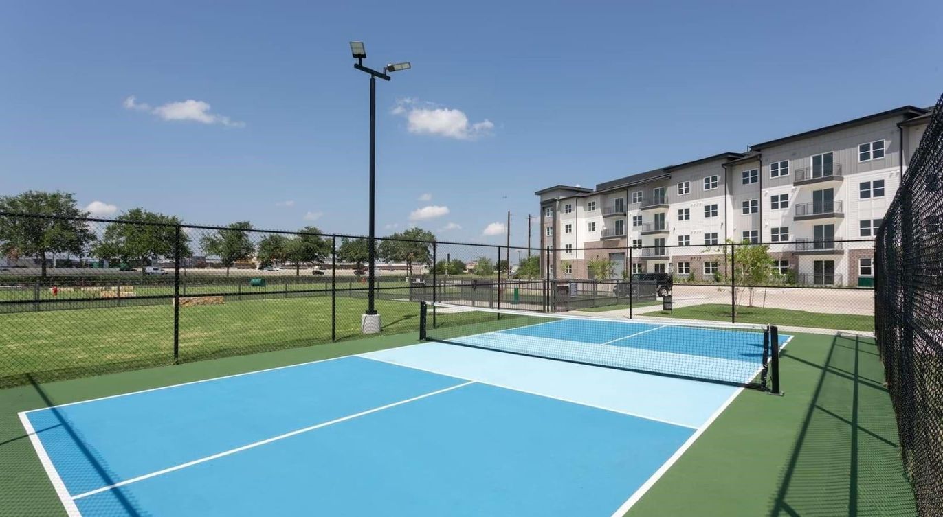 Exterior, Tennis Courts