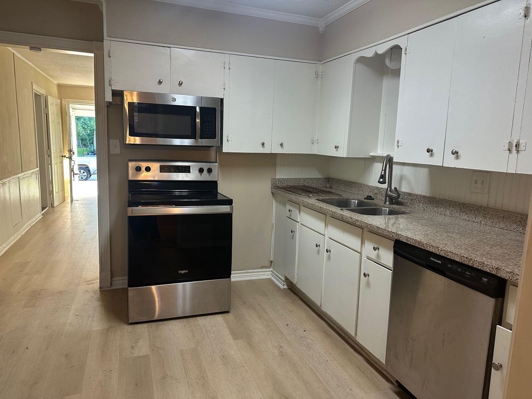 Interior, Kitchen, Stainless Steel Appliances, Wood Texture Flooring
