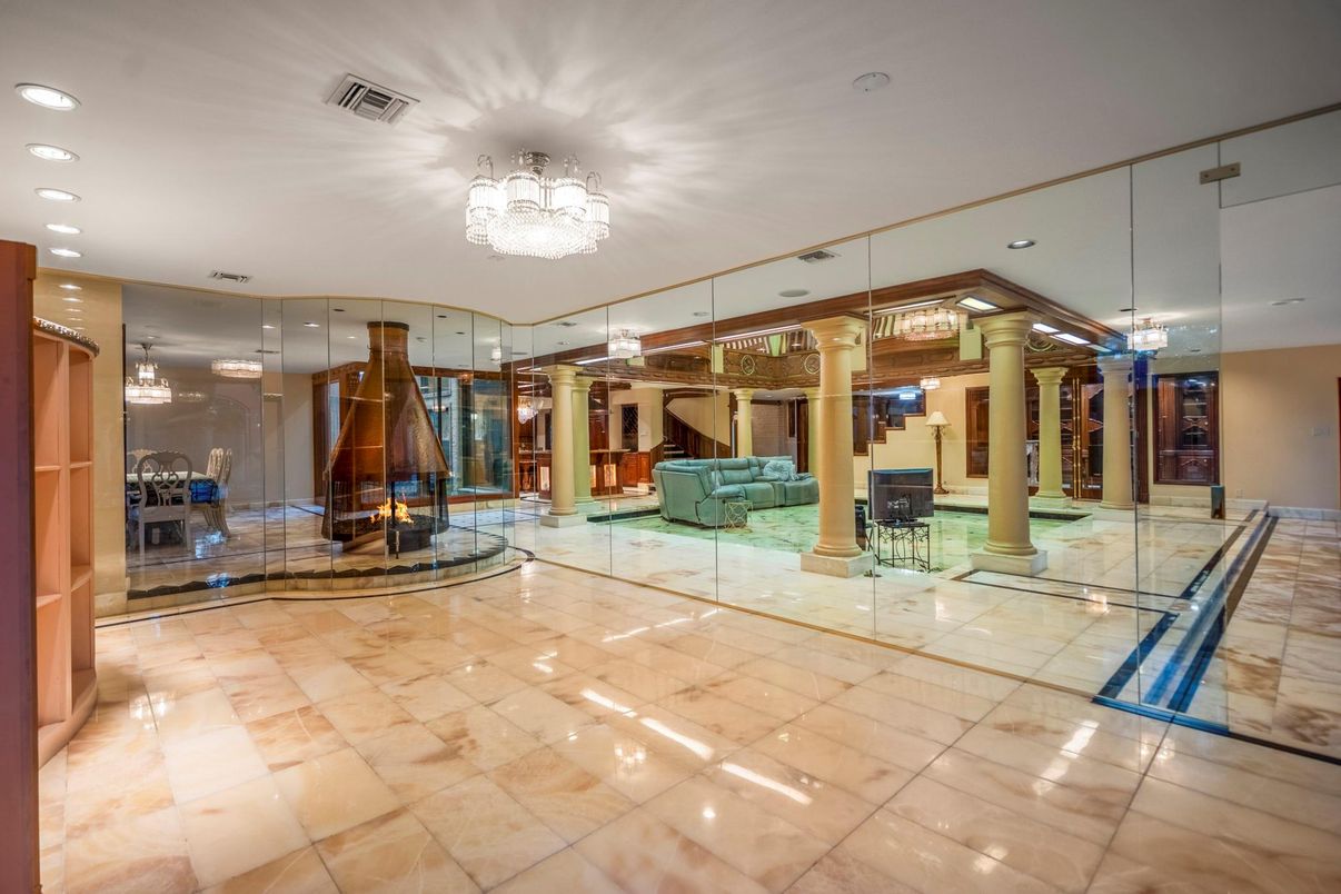 Chandelier, Interior, Recessed Lighting