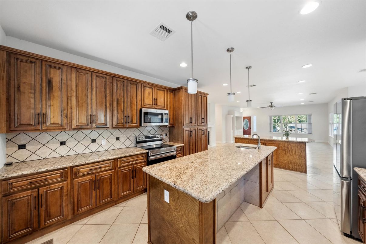 Interior, Kitchen, Pendant Lights, Recessed Lighting, Stainless Steel Appliances