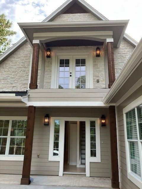 Exterior, Facade, American Craftsman