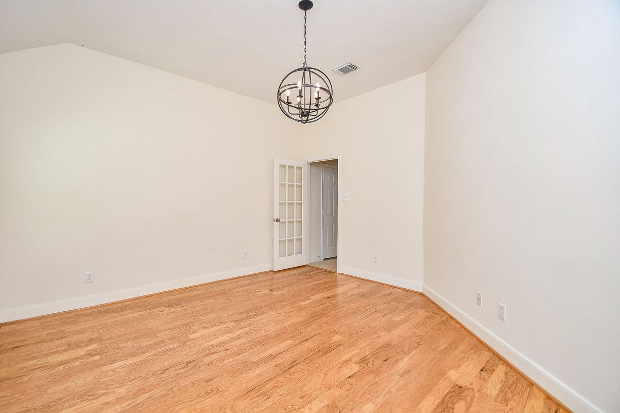 Chandelier, Empty room, Interior, Wood Texture Flooring