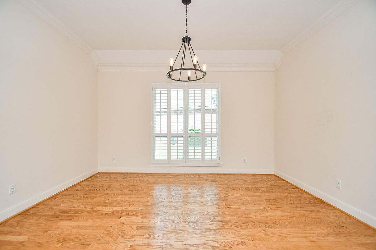 Empty room, Interior, Pendant Lights, Wood Texture Flooring