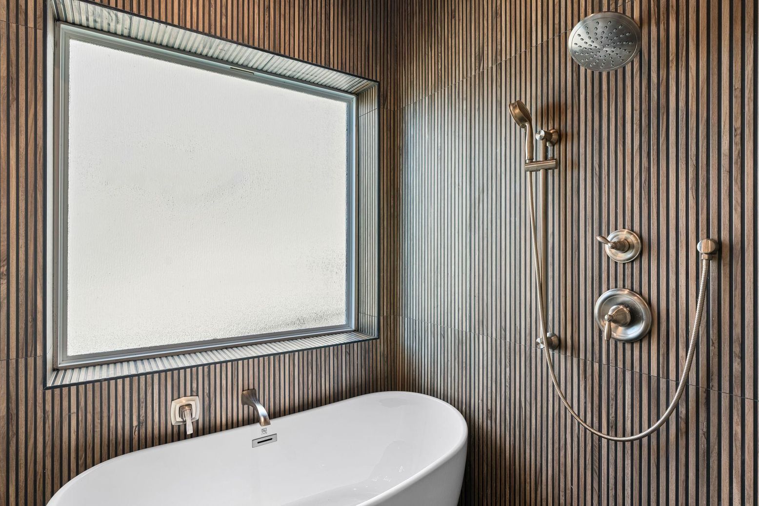 Bathroom, Free Standing Baths, Interior