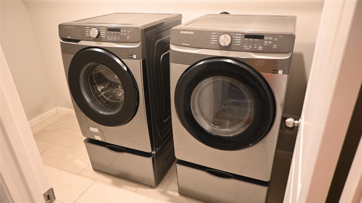 Interior, Utility Closets, Washer