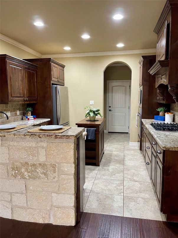 Interior, Kitchen, Recessed Lighting