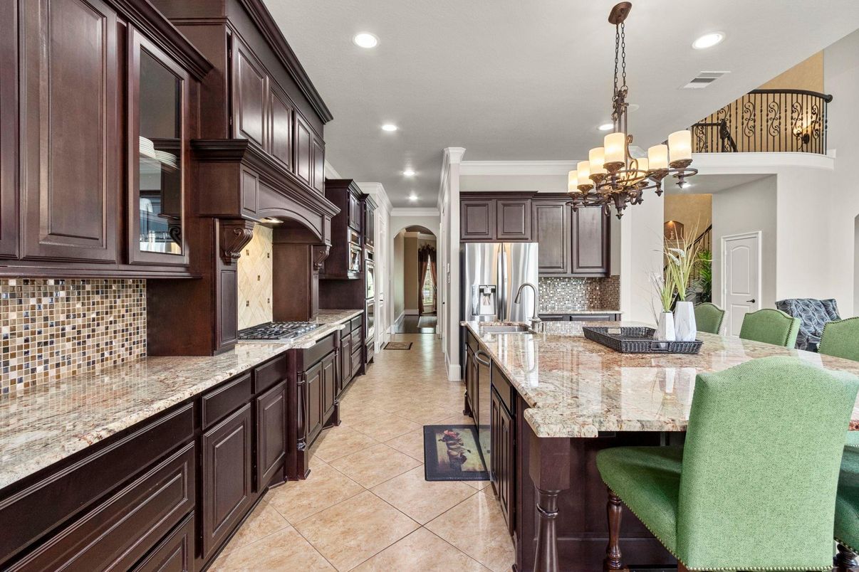 Chandelier, Interior, Kitchen, Recessed Lighting, Stainless Steel Appliances