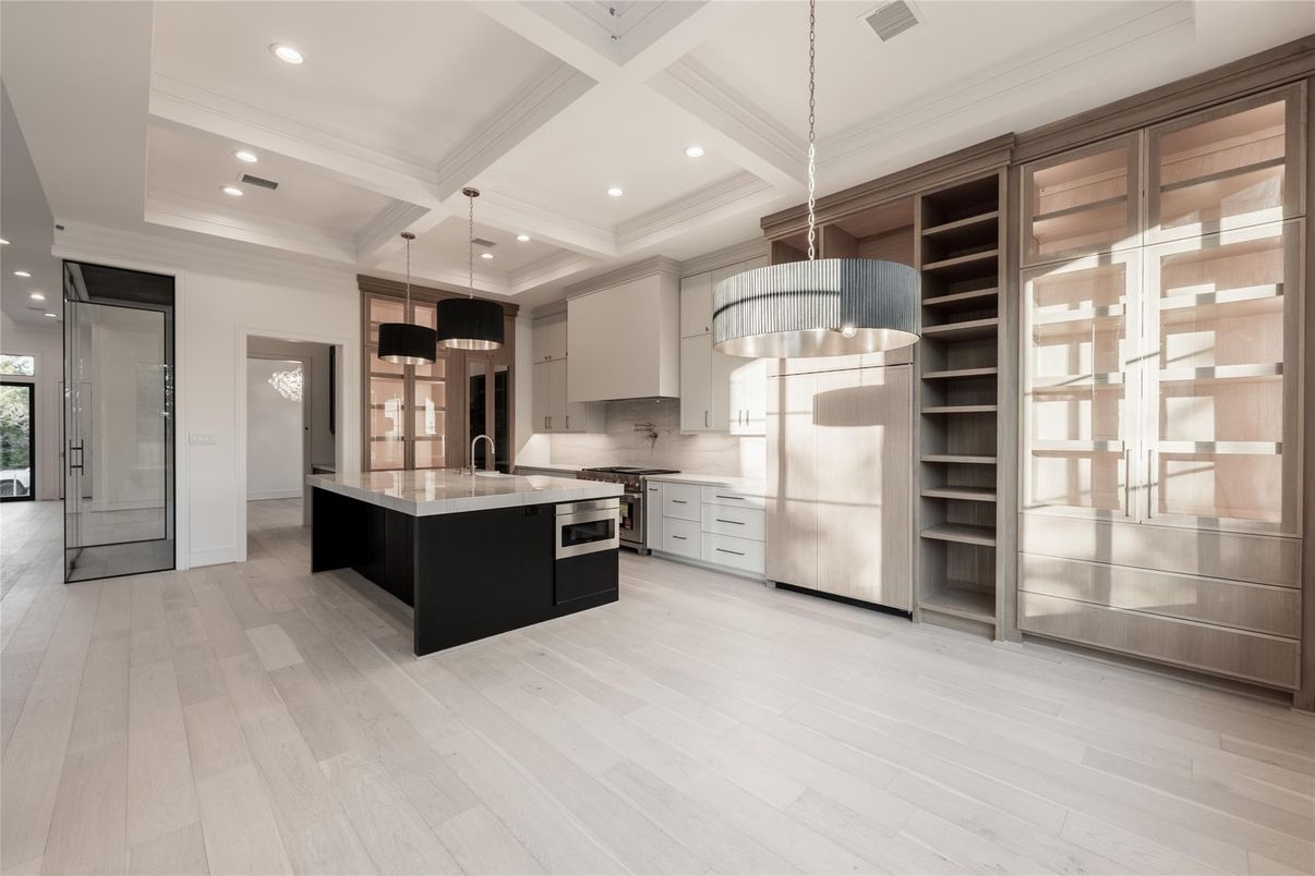 Chandelier, Interior, Kitchen, Pendant Lights, Recessed Lighting, Stainless Steel Appliances, Wood Texture Flooring