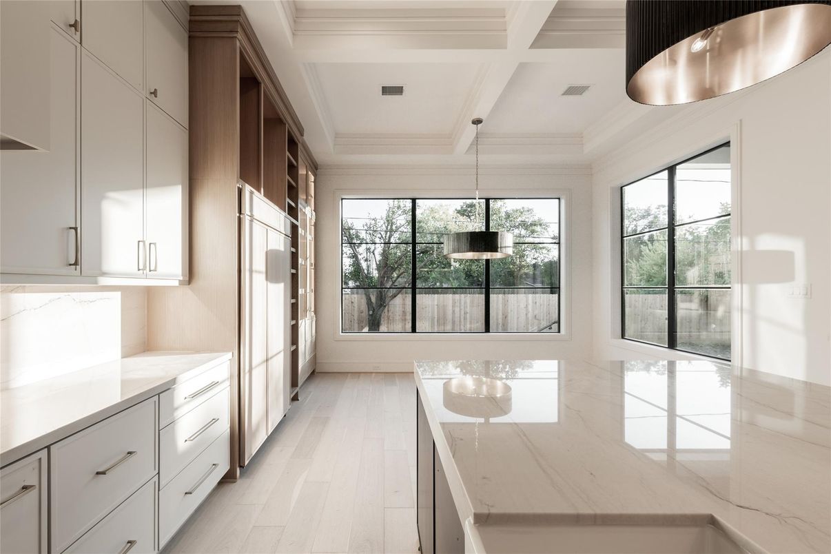 Interior, Pendant Lights, Wood Texture Flooring