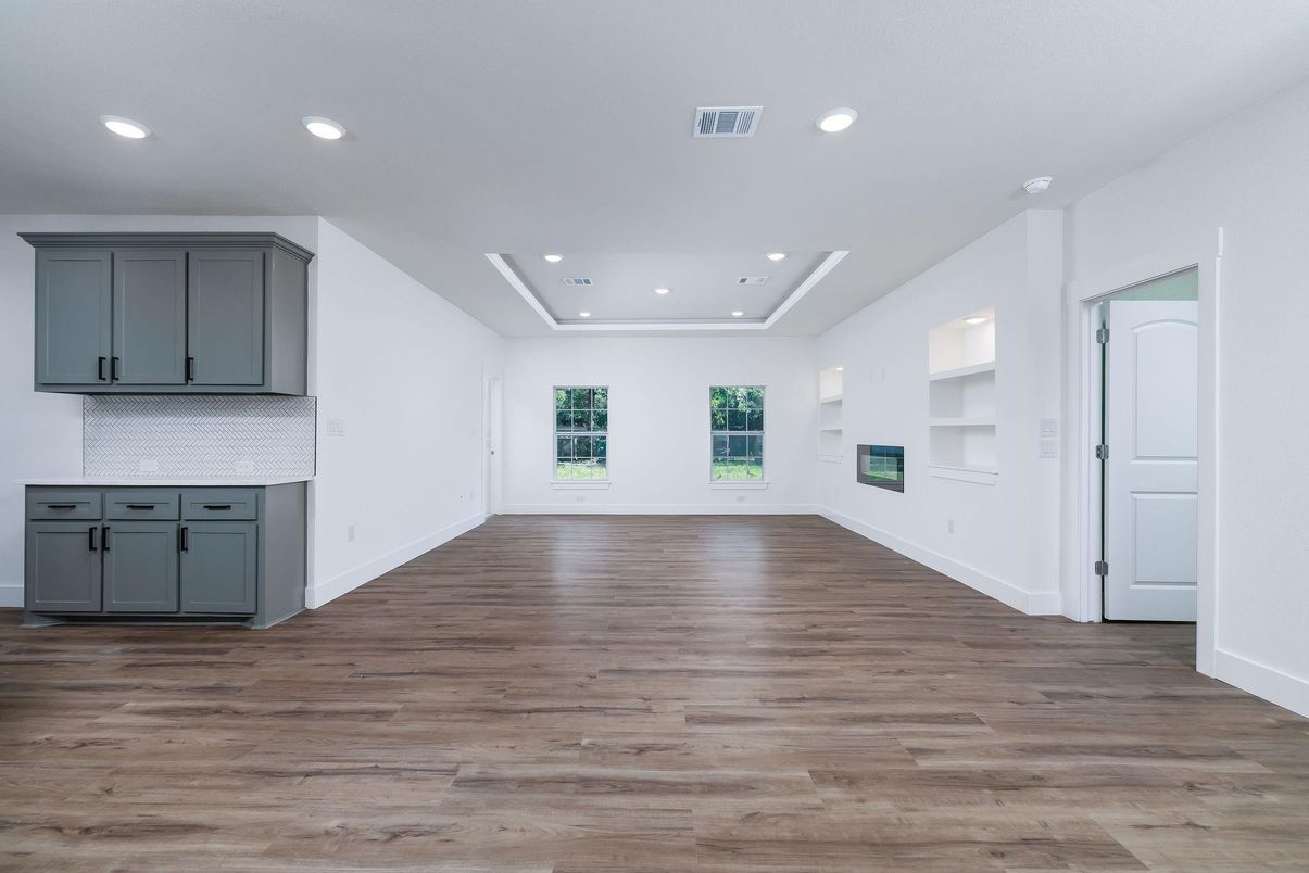 Empty room, Interior, Recessed Lighting, Wood Texture Flooring