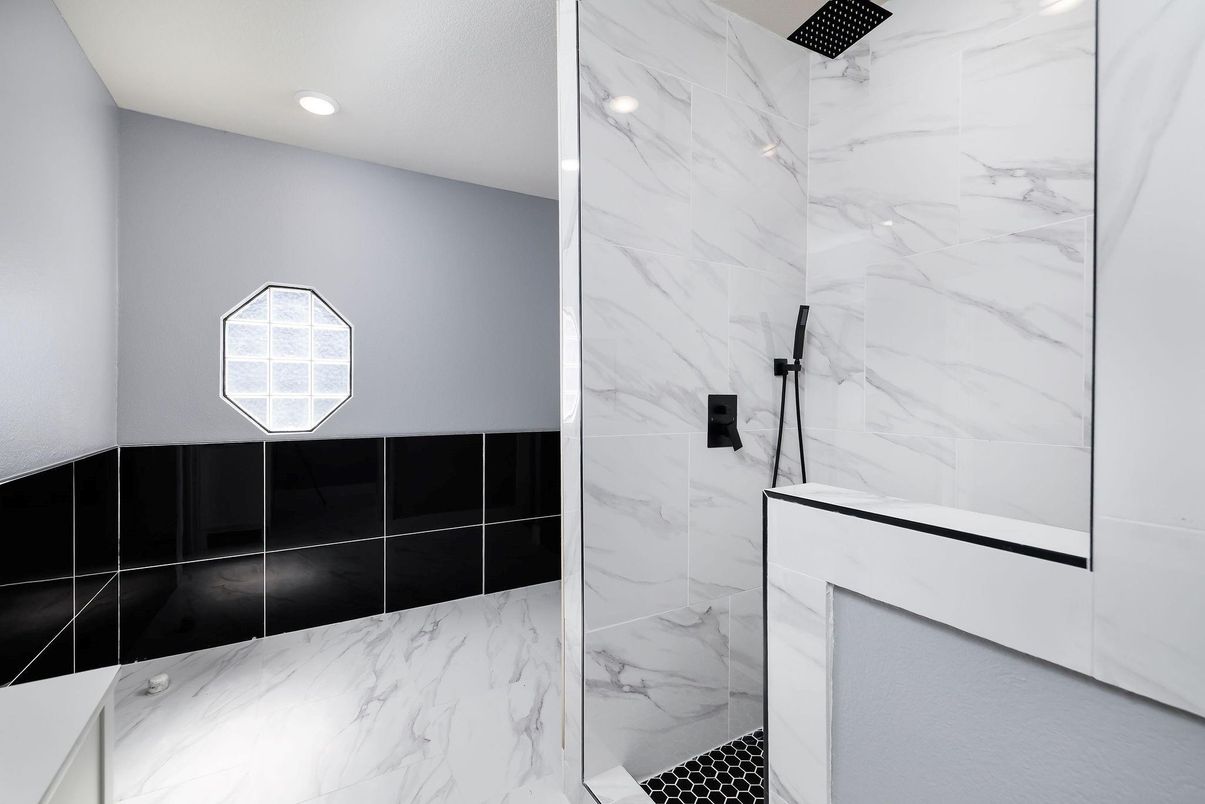 Bathroom, Interior, Marble, Marble Walls, Recessed Lighting