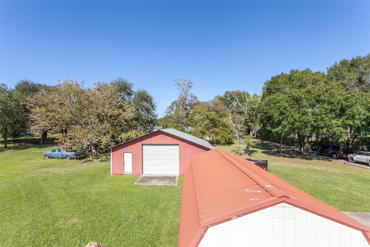 Backyard, Detached Garage, Exterior