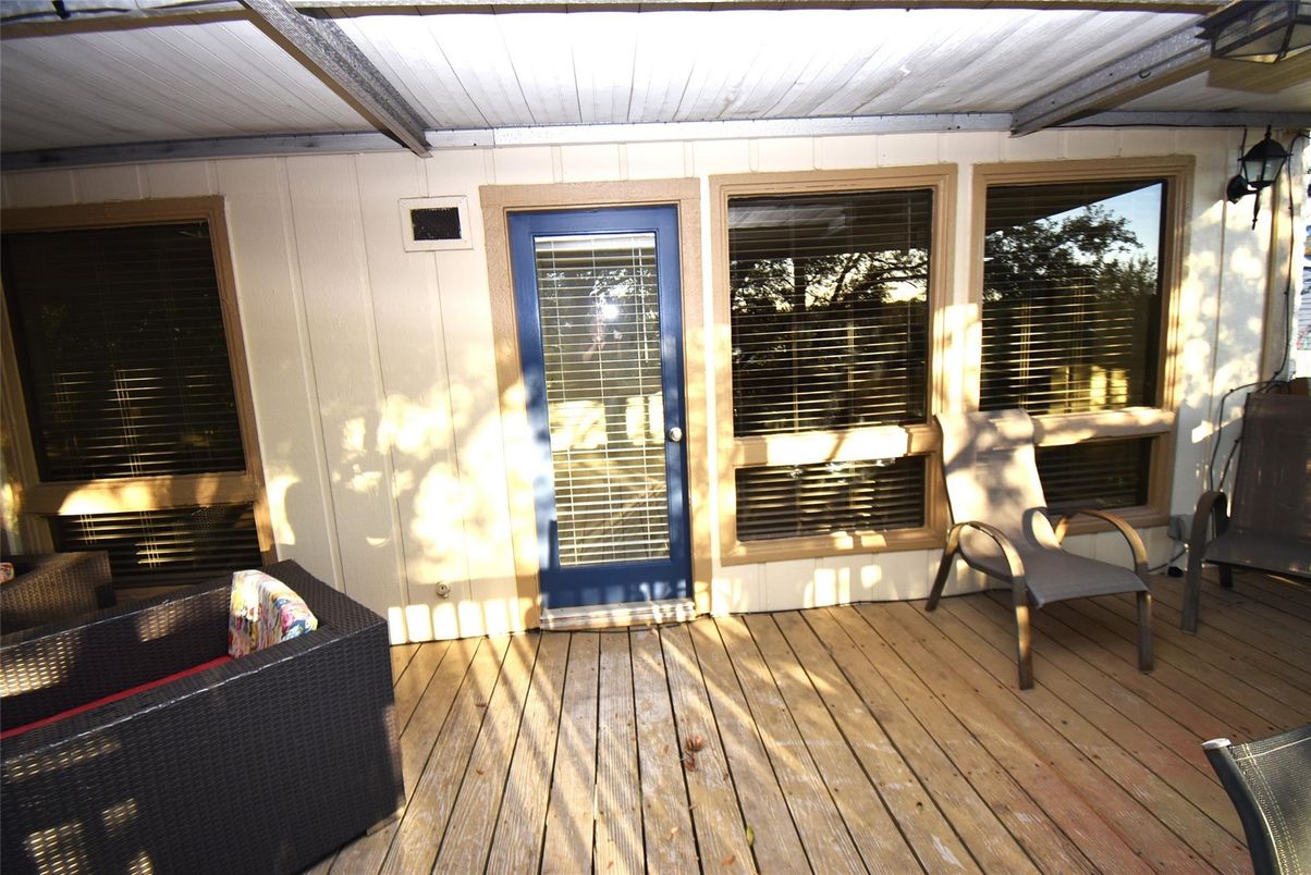 Interior, Sun Room, Wood Texture Flooring