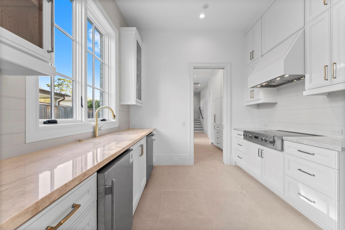 Interior, Kitchen, Recessed Lighting