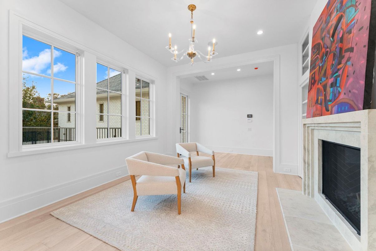 Chandelier, Fireplace, Interior, Recessed Lighting, Wood Texture Flooring
