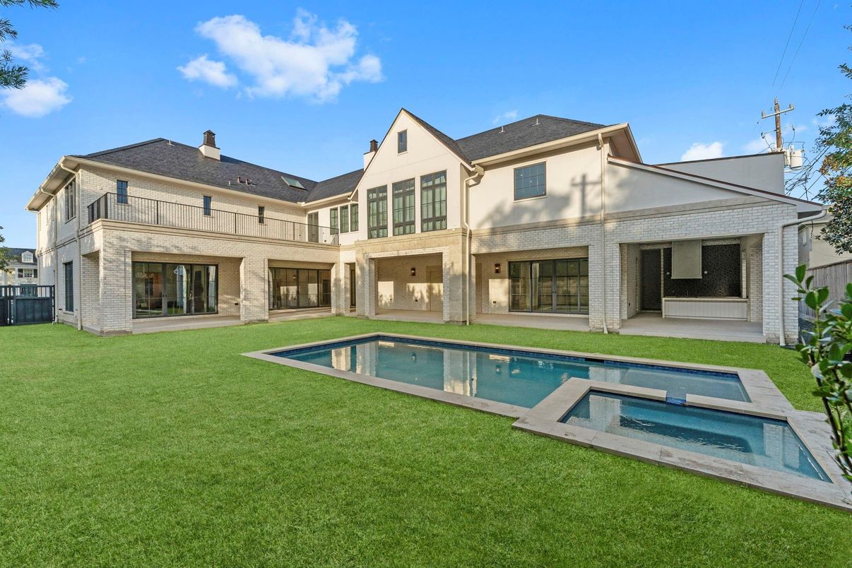 Backyard, Exterior, Pool