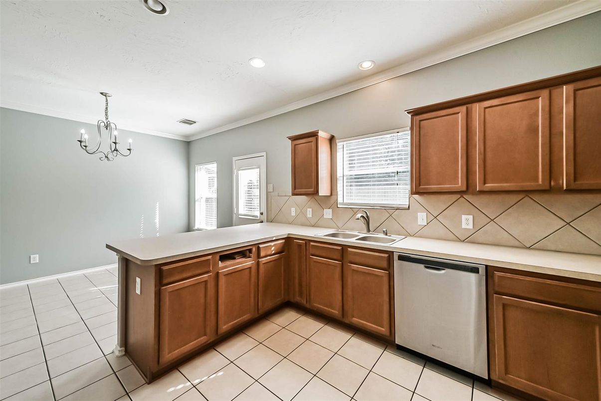 Chandelier, Interior, Kitchen, Recessed Lighting