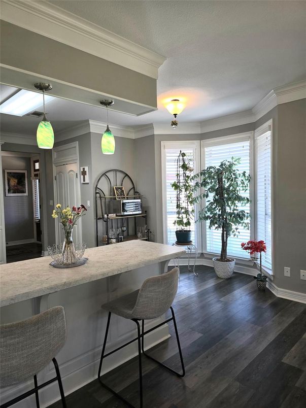 Interior, Pendant Lights, Wood Texture Flooring
