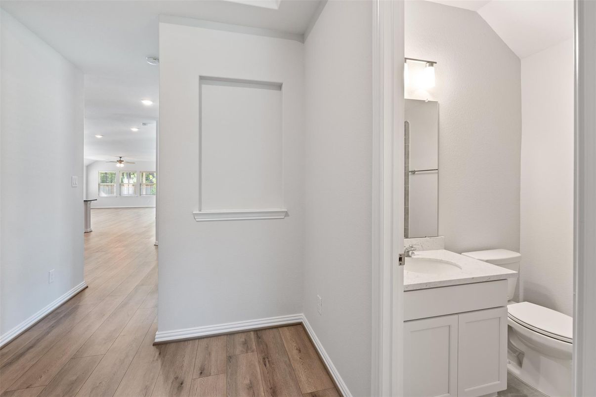 Bathroom, Interior, Recessed Lighting, Wood Texture Flooring