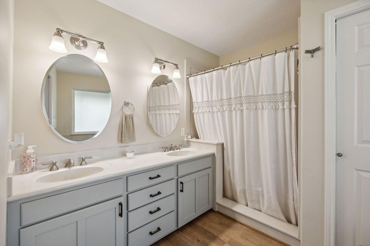 Bathroom, Dual Sink Vanities, Interior, Wood Texture Flooring