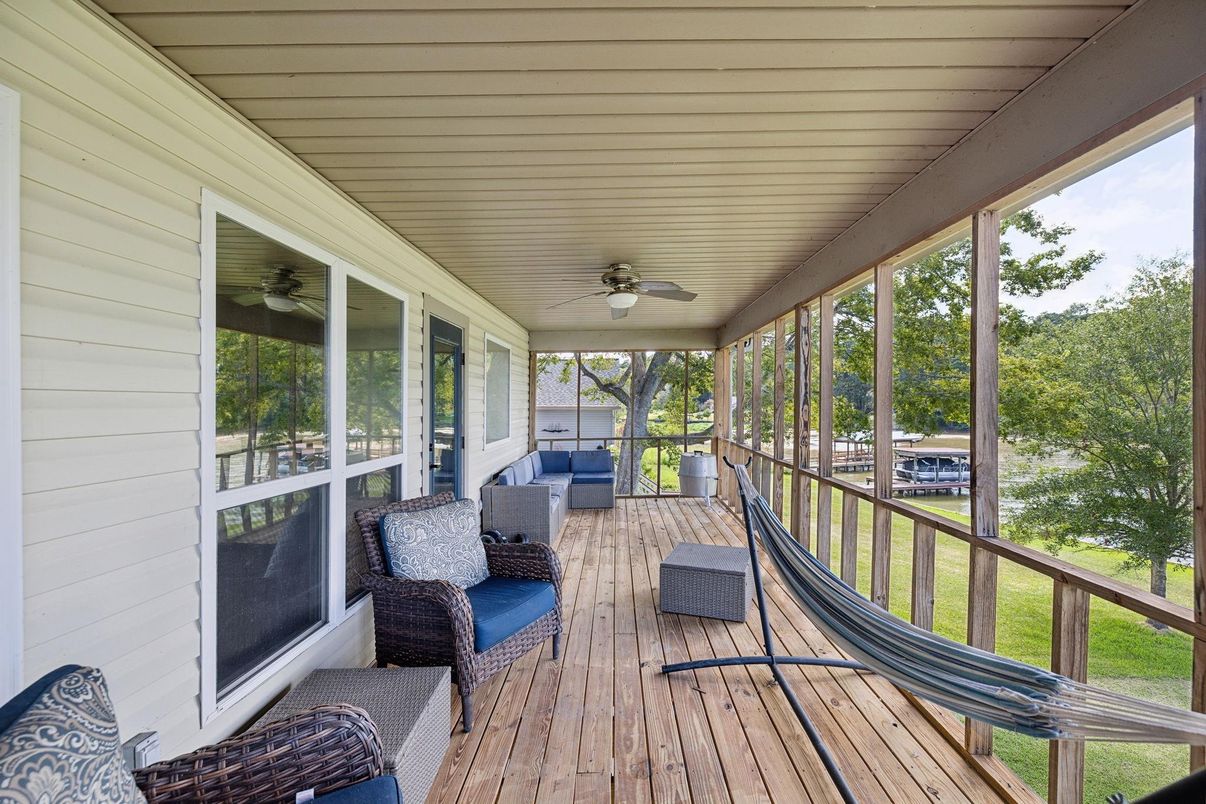 Interior, Sun Room, Wood Texture Flooring
