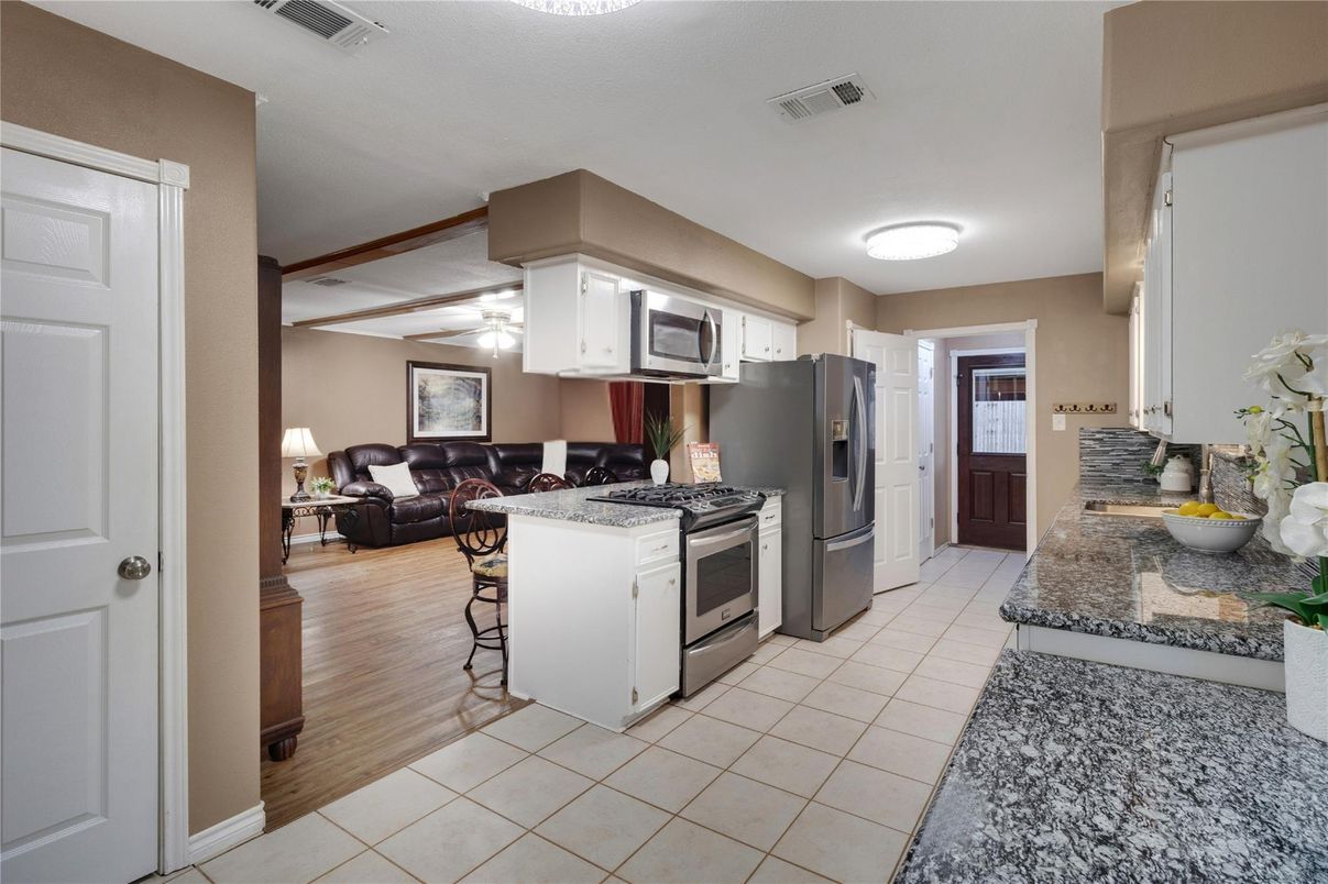 Interior, Kitchen, Living room, Stainless Steel Appliances, Wood Texture Flooring