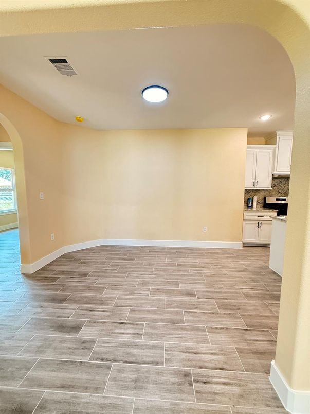 Empty room, Interior, Kitchen, Recessed Lighting