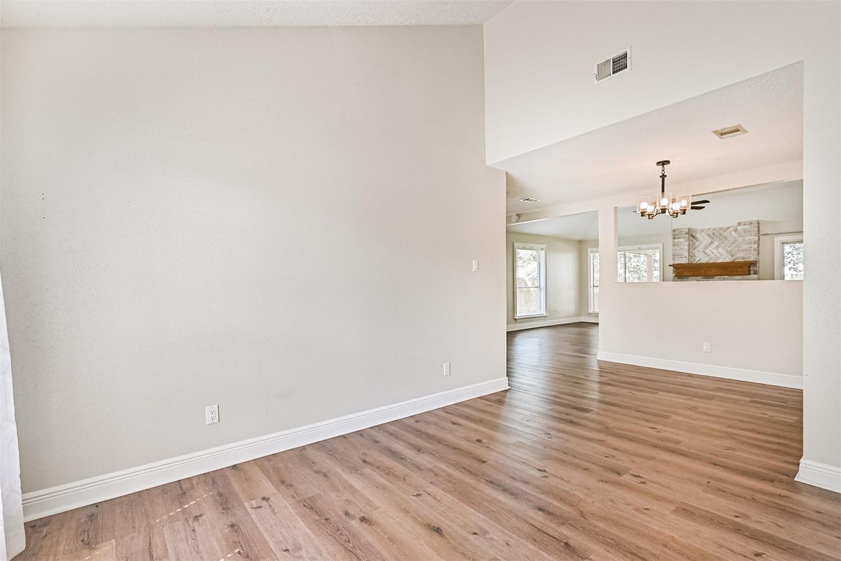 Chandelier, Empty room, Interior, Wood Texture Flooring
