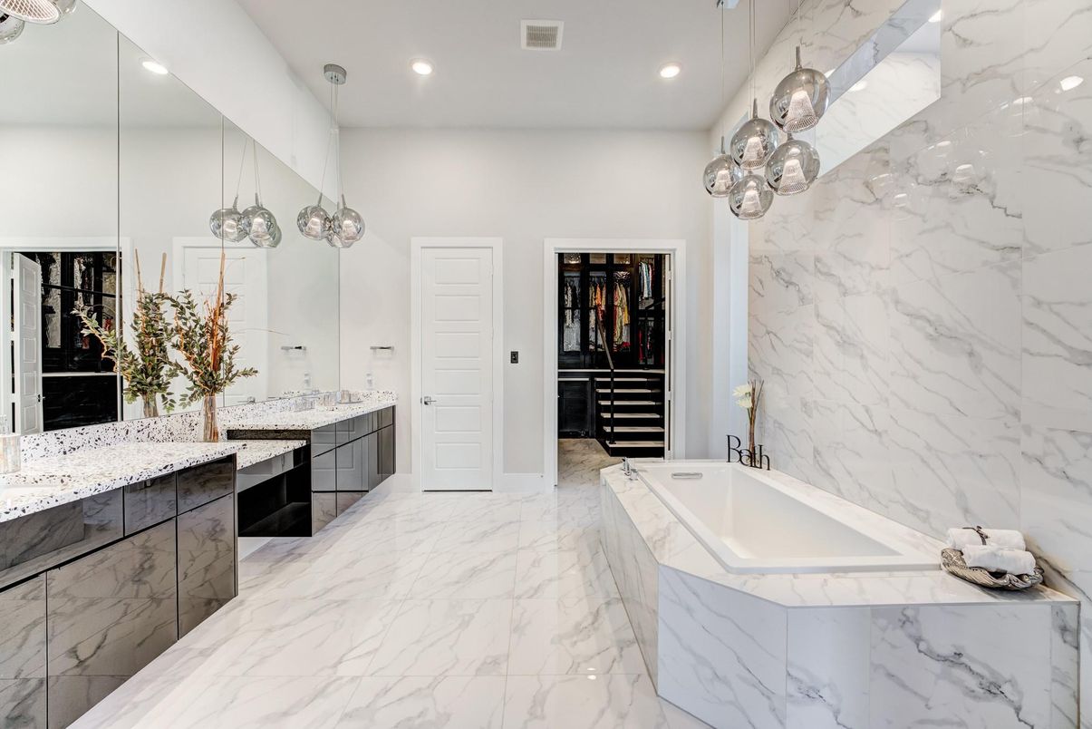 Bathroom, Dual Sink Vanities, Interior, Marble, Marble Walls, Pendant Lights, Recessed Lighting