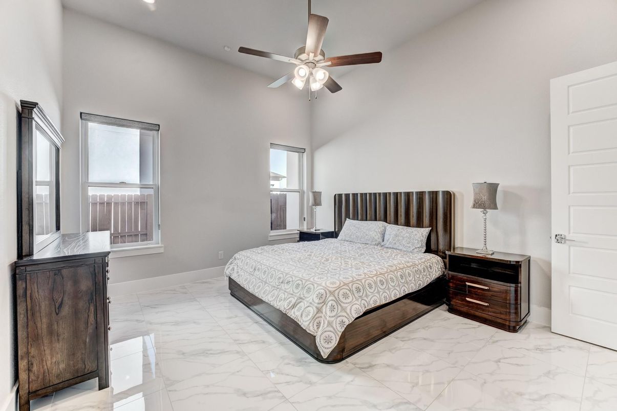 Bedroom, Interior, Marble, Recessed Lighting