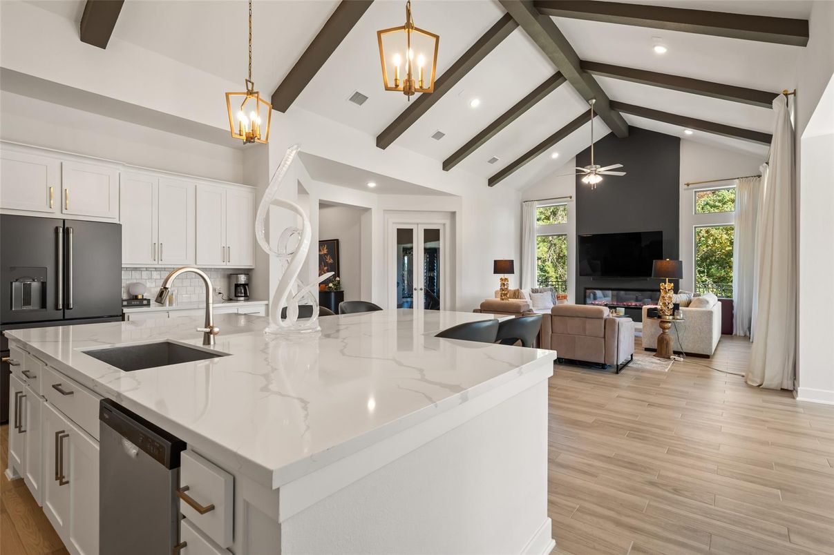 Interior, Kitchen, Living room, Pendant Lights, Recessed Lighting, Wooden Beams, Wood Texture Flooring