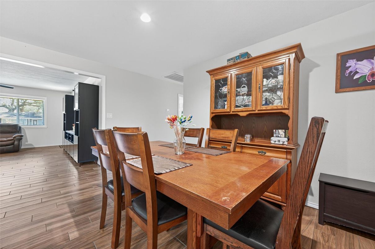 Dining room, Interior, Recessed Lighting, Wood Texture Flooring