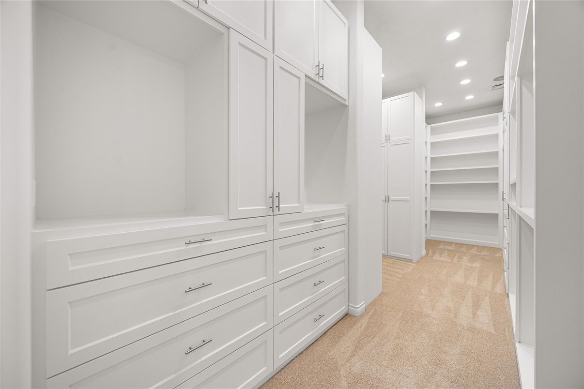 Interior, Recessed Lighting, Walk-in Closets