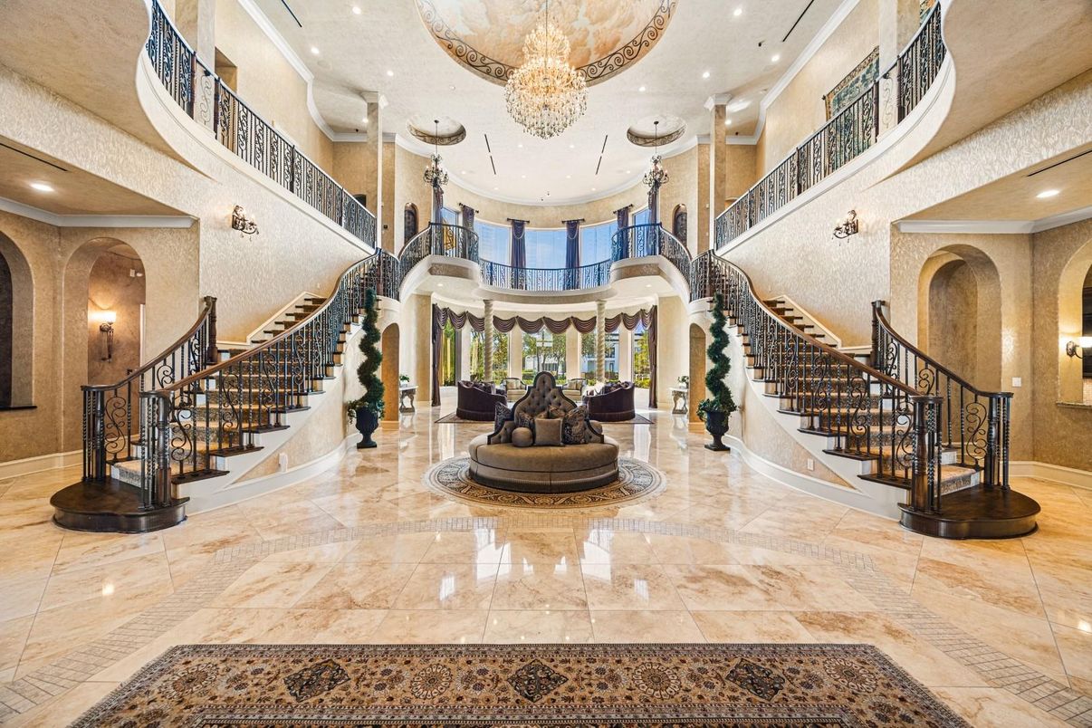 Chandelier, Interior, Recessed Lighting