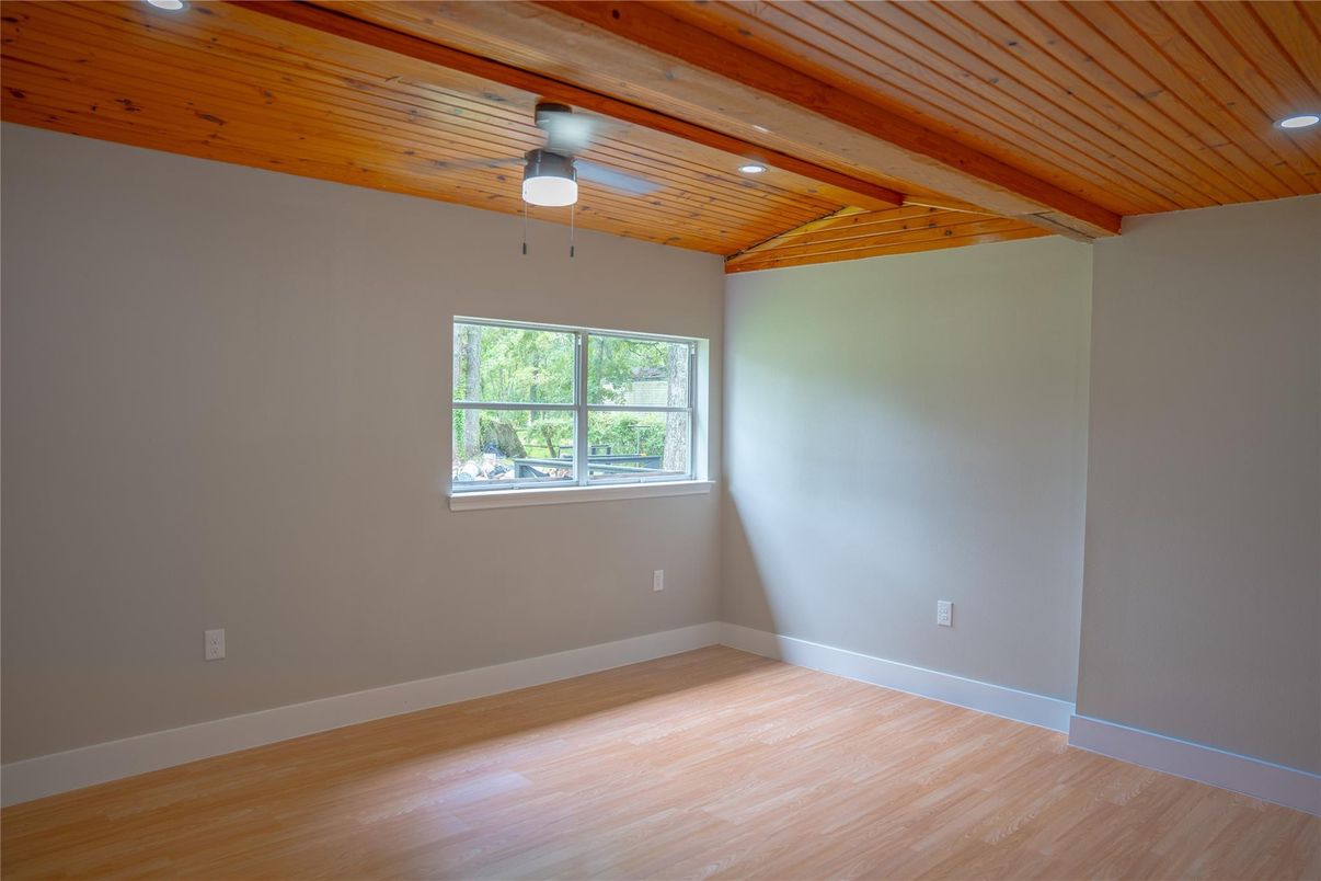 Empty room, Interior, Recessed Lighting, Wooden Beams, Wooden Ceilings, Wood Texture Flooring
