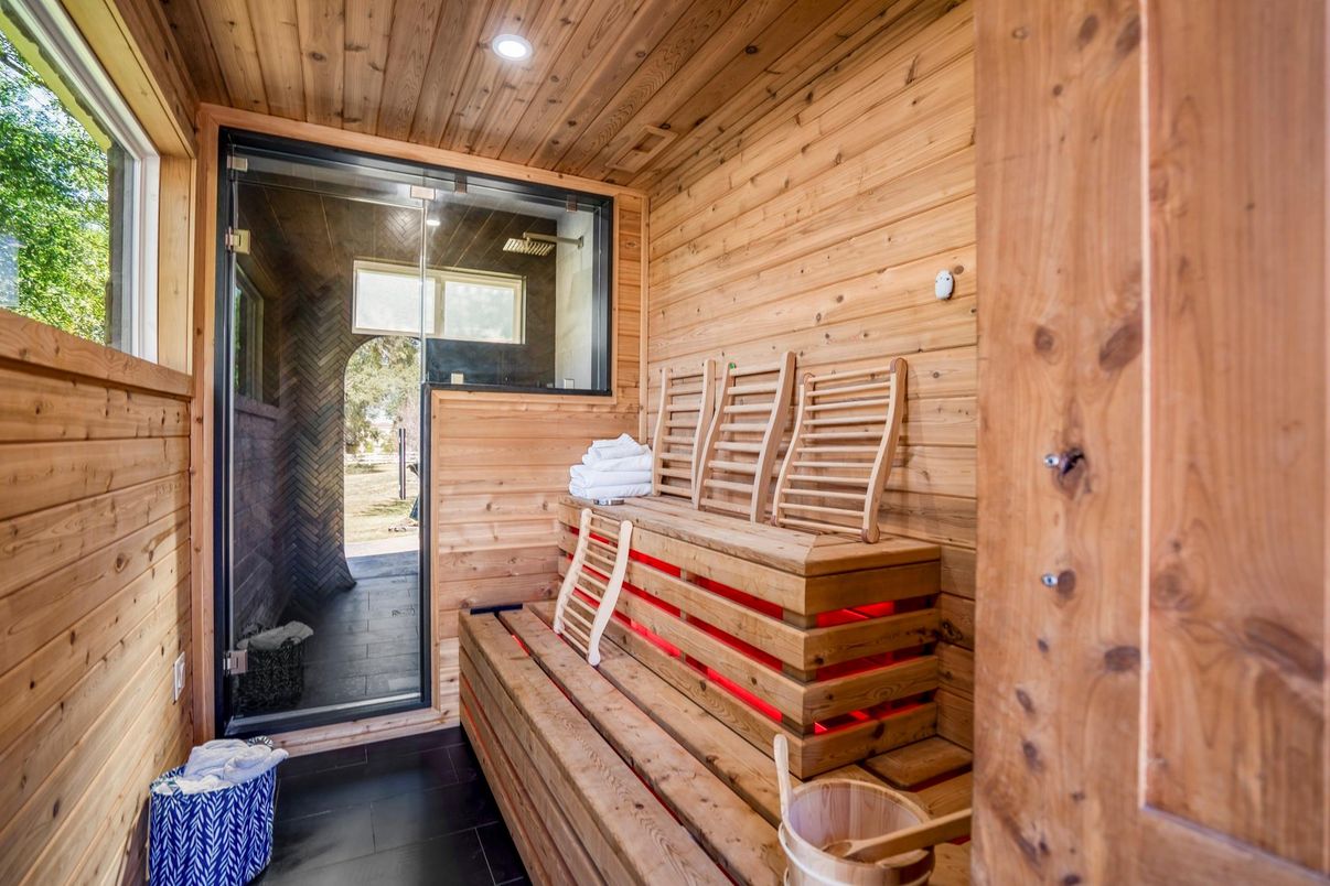 Interior, Recessed Lighting, Sauna Room