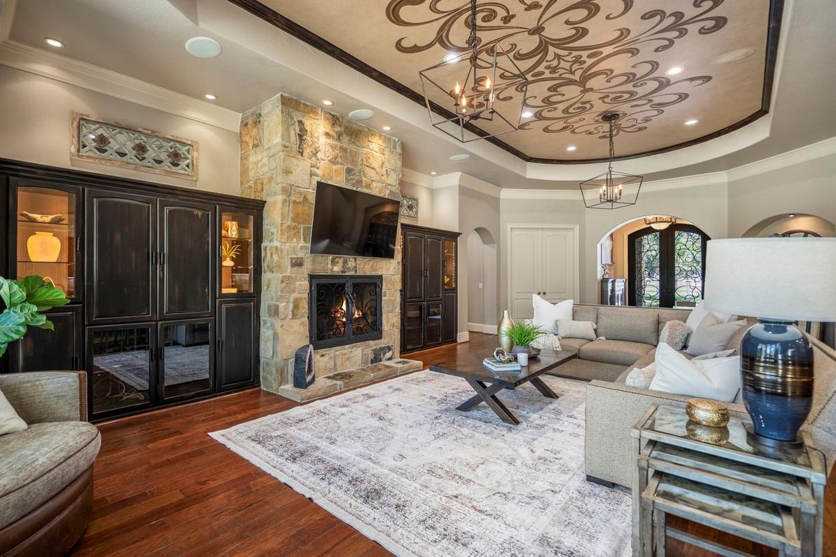 Fireplace, Interior, Living room, Pendant Lights, Recessed Lighting, Stone Walls, Wood Texture Flooring