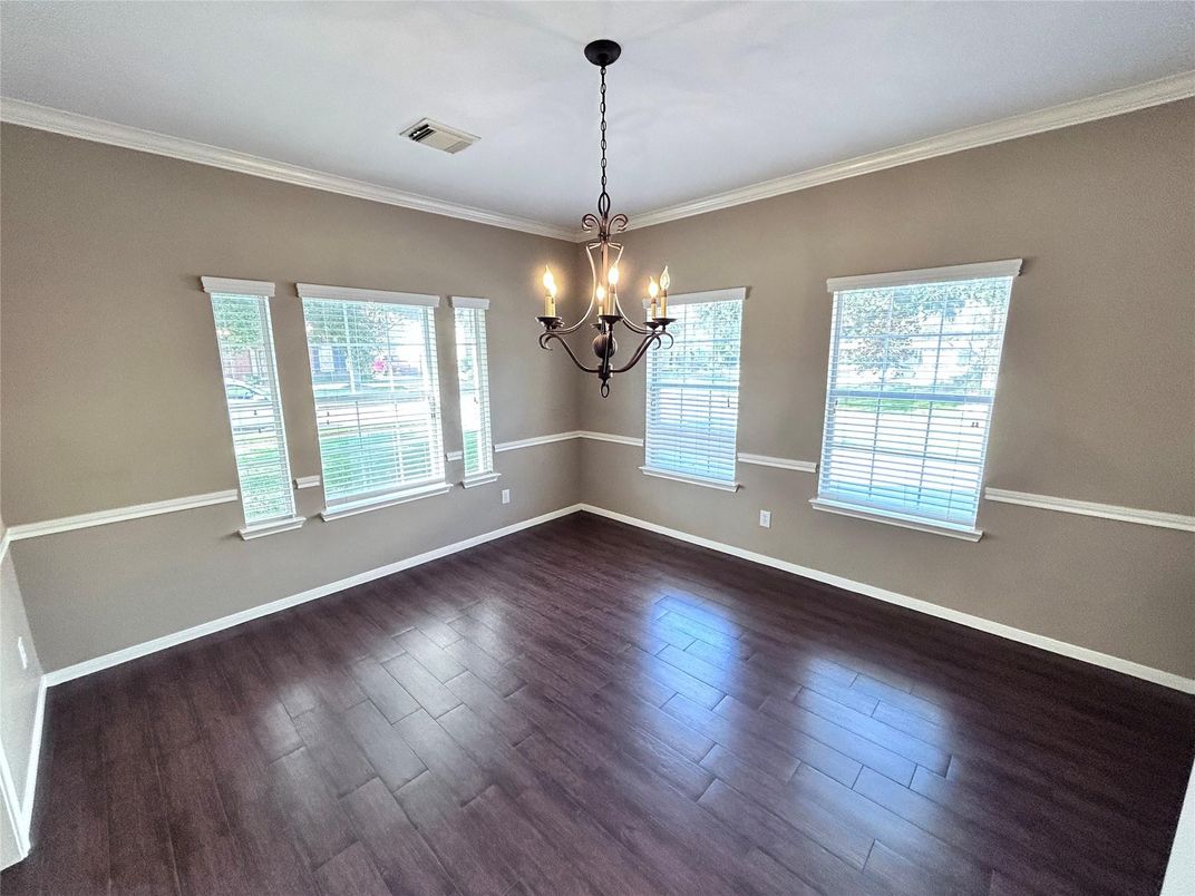 Chandelier, Empty room, Interior, Wood Texture Flooring