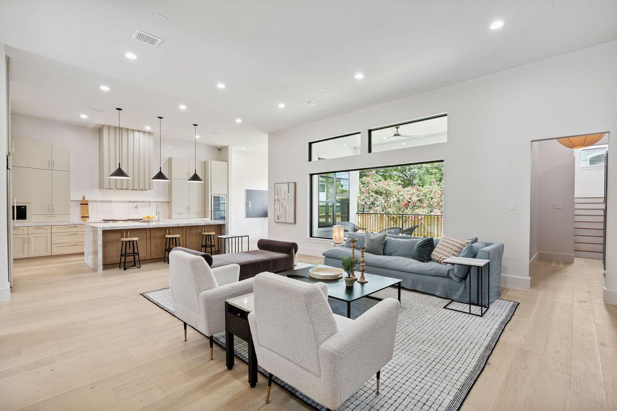 Interior, Kitchen, Living room, Pendant Lights, Recessed Lighting, Wood Texture Flooring