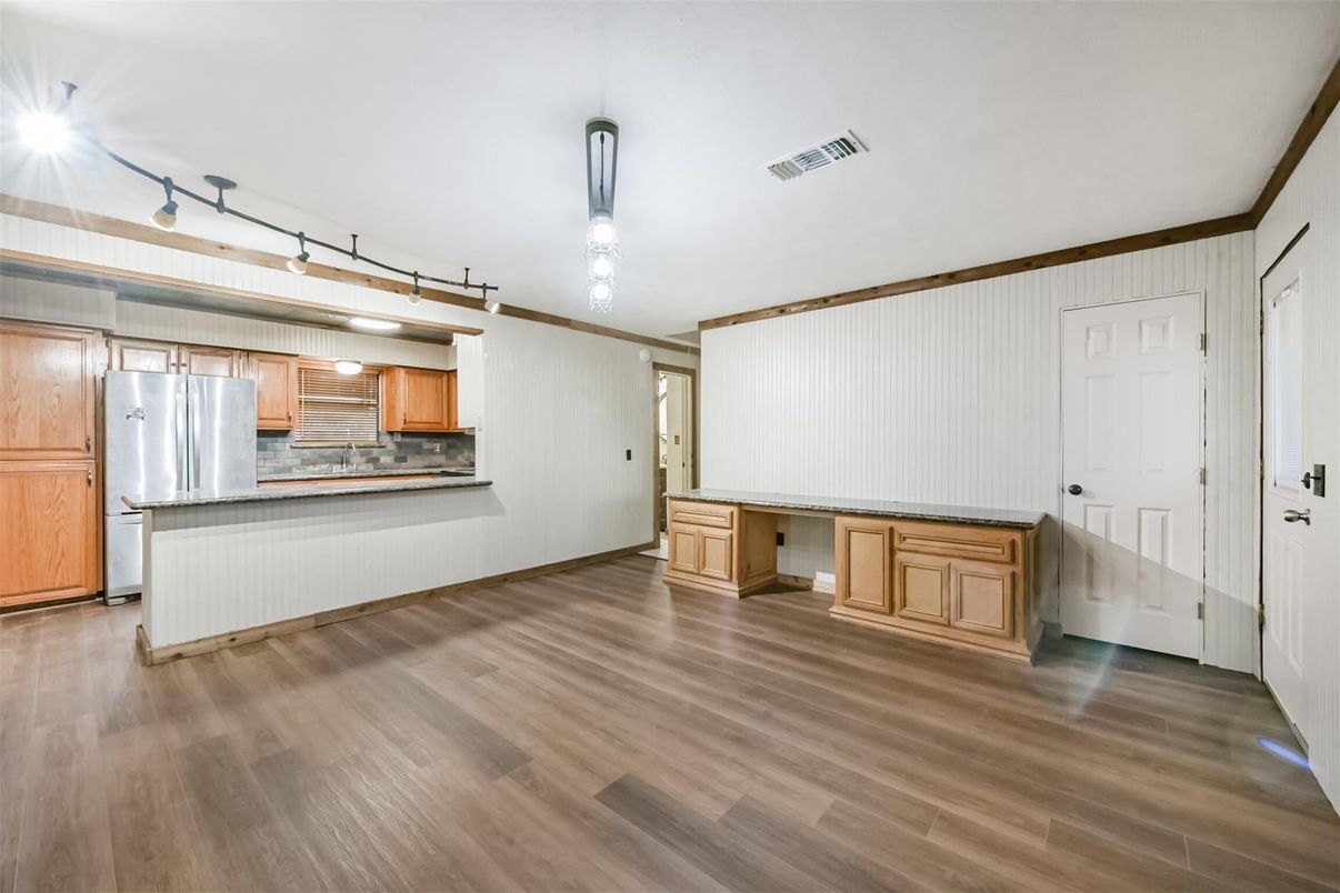 Interior, Kitchen, Stainless Steel Appliances, Wood Texture Flooring